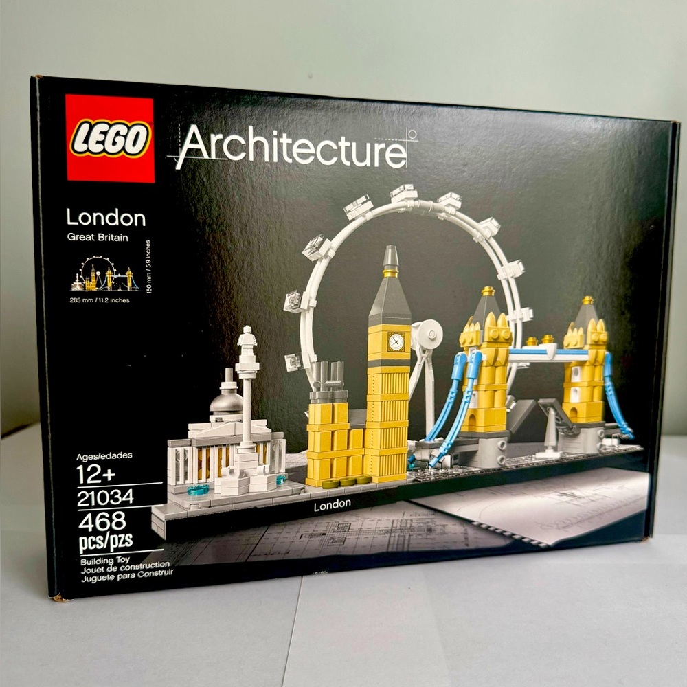 NEW LEGO London Skyline 21034